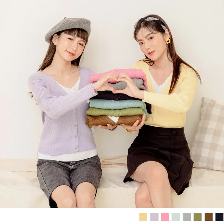 Men's Sweaters in Bright ColorsFAKE TWO PIECE V-NECK BUTTONS KNIT LONG SLEEVE TOPS