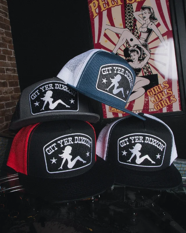 Modern BeaniesGit Yer Dixxon Flapper Flat Bill Trucker Snapback