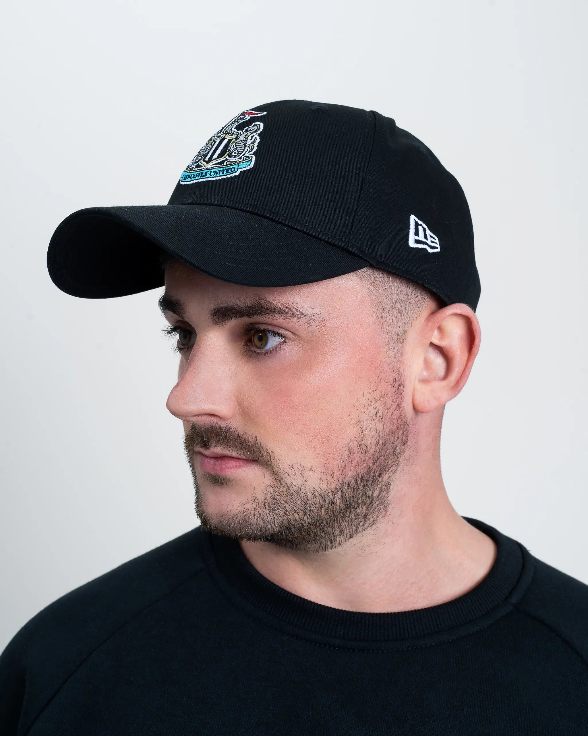 Adjustable Beanie HatsNewcastle United New Era Core 9Forty