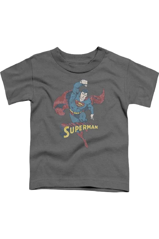 Men's Three-Quarter Sleeved TopsDC Comics Desaturated Superman Short Sleeve Juvenile Tee / T-Shirt Men's Three-Quarter Sleeved TopsDC Comics Desaturated Superman Short Sleeve Juvenile Tee / T-Shirt