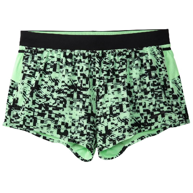 Relaxed Men's Casual ShortsMen's Sherpa 3" Split Short