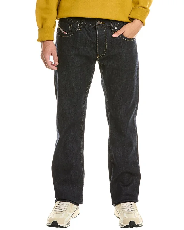 Fashionable Men's JeansDiesel 1985 Larkee Denim Straight Jean