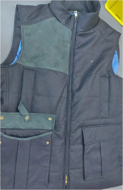 Men's Coats for Skinny MenMaund Gilet in Navy W/Shooting Patch