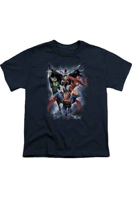 Men's Shirts with Scoop NecksJustice League of America The Coming Storm Short Sleeve Youth Tee / T-Shirt Men's Shirts with Scoop NecksJustice League of America The Coming Storm Short Sleeve Youth Tee / T-Shirt