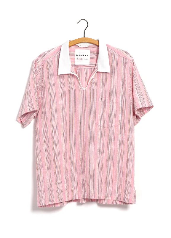 Men's Travel Shirts for Easy PackingPHILIP | Short Sleeve Pull-On Shirt | Raspberry Men's Travel Shirts for Easy PackingPHILIP | Short Sleeve Pull-On Shirt | Raspberry