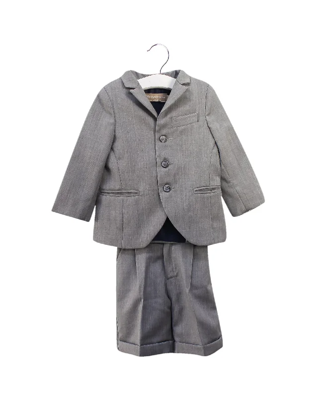 Men's Chino Shorts with a Tailored and Dressy FitLa Stupenderia Blazer and Shorts 24M Men's Chino Shorts with a Tailored and Dressy FitLa Stupenderia Blazer and Shorts 24M