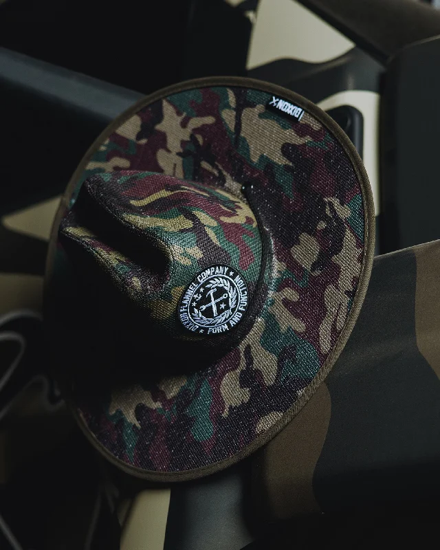 Adjustable Beanie HatsGreen Camo Straw Sun Hat - Black & Gray