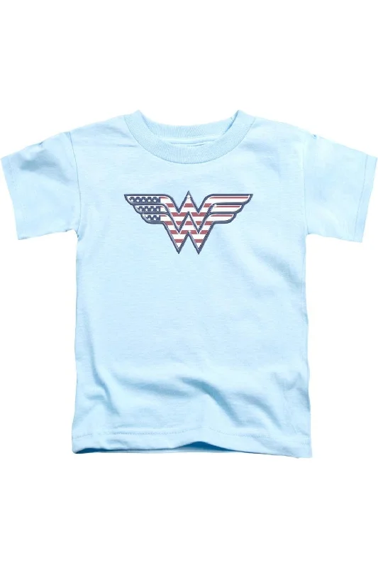 Men's Shirts with Hook-and-Loop ClosuresDC Comics Red,white & Blue Short Sleeve Juvenile Tee / T-Shirt Men's Shirts with Hook-and-Loop ClosuresDC Comics Red,white & Blue Short Sleeve Juvenile Tee / T-Shirt