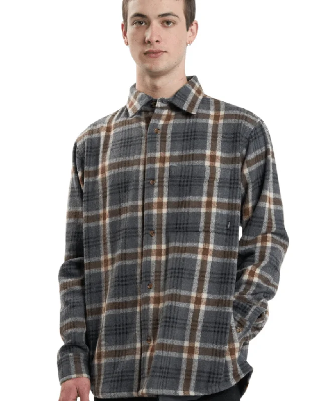 Men's Skinny-Fit Shirts for a Trendy LookKing Long Sleeve Flannel