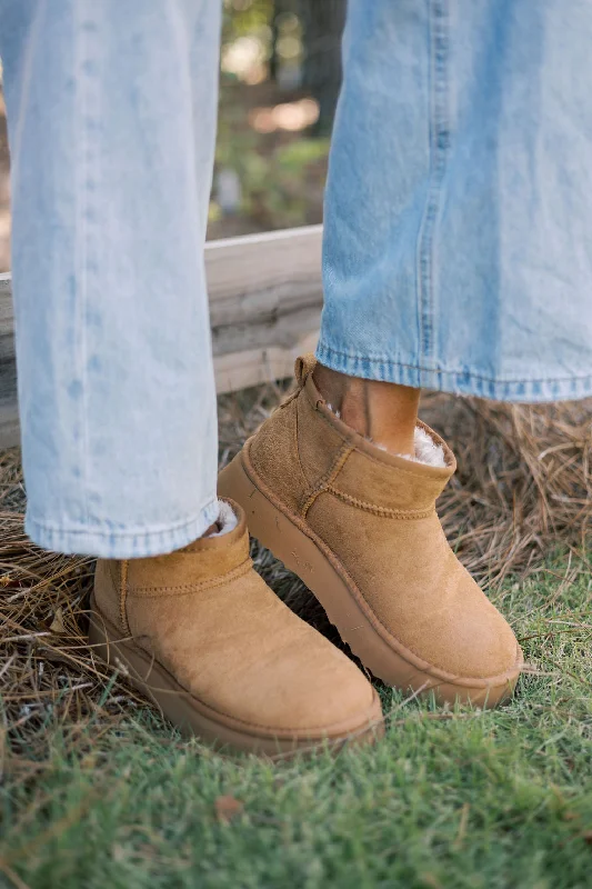 Breckenridge Ankle Boot-Chestnut